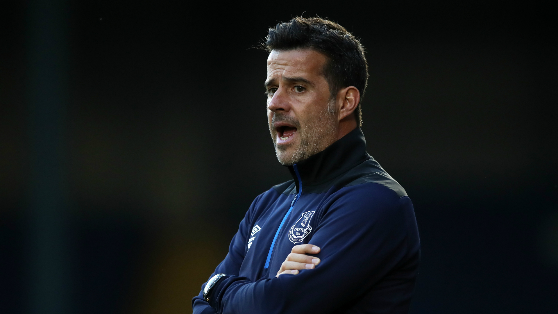 一个转会传 一个转会传